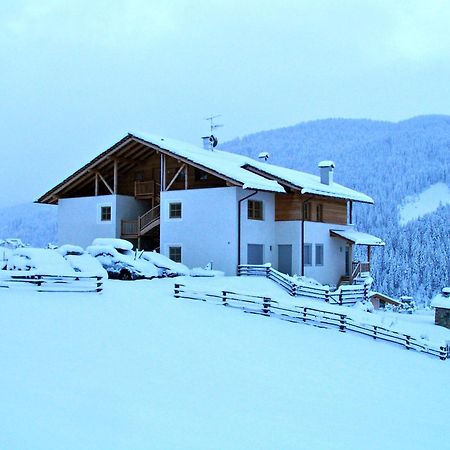 Apartments Serghela San Cassiano  Bagian luar foto