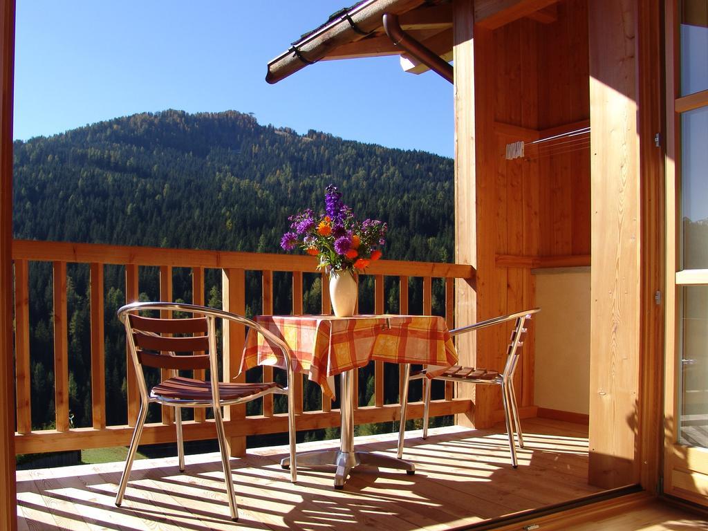 Apartments Serghela San Cassiano  Ruang foto