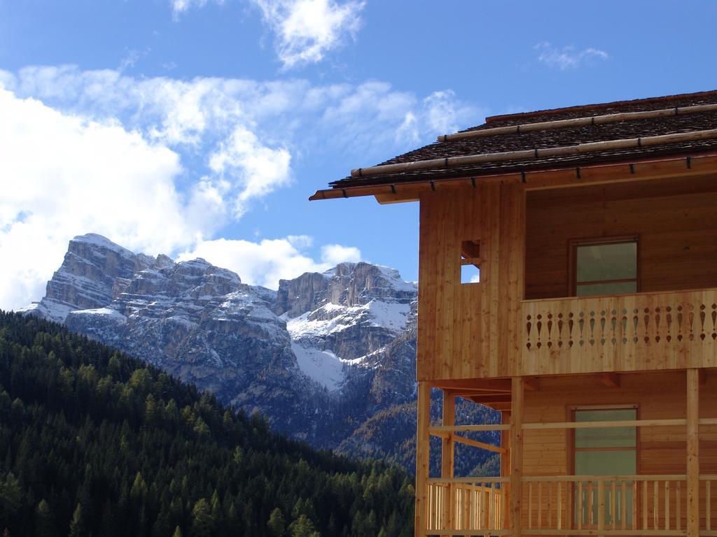 Apartments Serghela San Cassiano  Bagian luar foto
